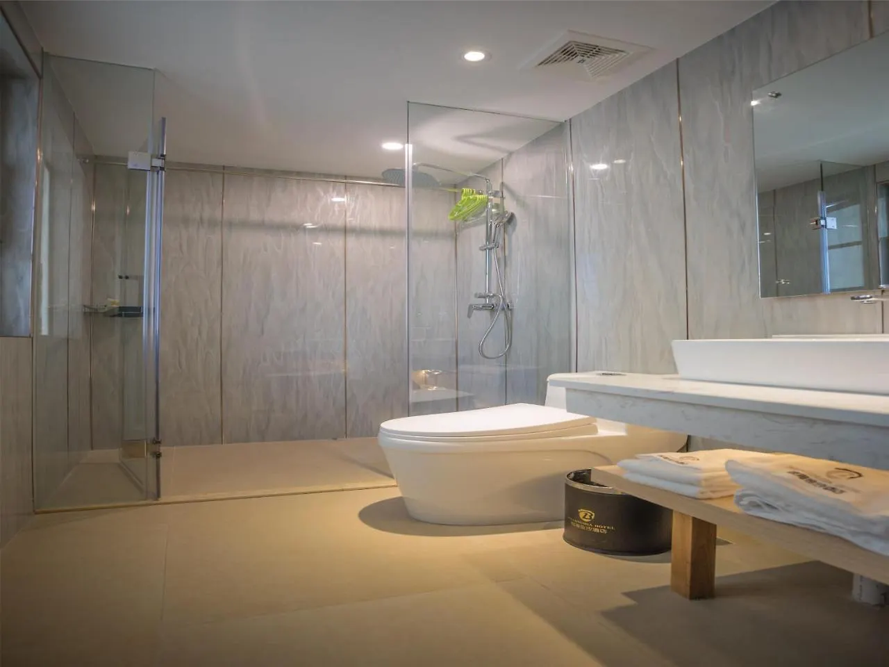 Bihai Jinsha Hotel Sanya