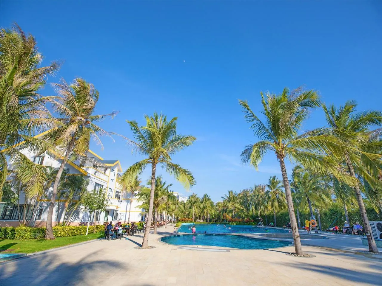 Bihai Jinsha Hotel Sanya 4*,