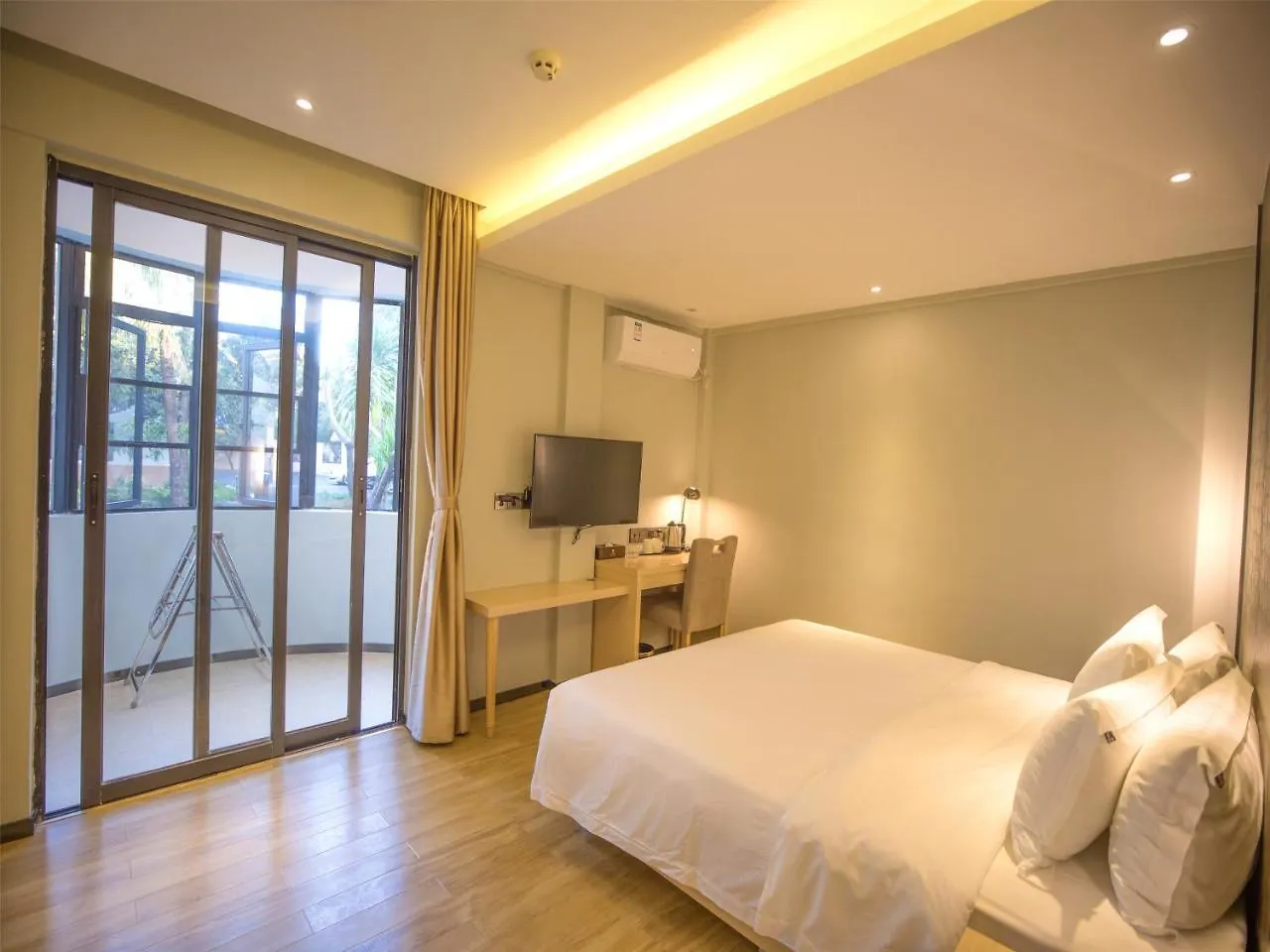 Bihai Jinsha Hotel Sanya